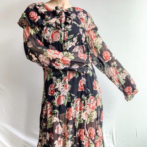 ✨ VINTAGE LONG SHEER FLORAL DRESS ✨